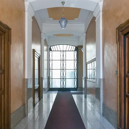 Bixio 29 - Porta Venezia Apartamento *